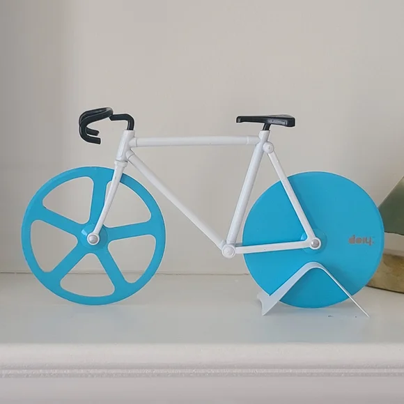 Bicycle Pizza Cutter 🍕🚲 - Picture 1 of 6